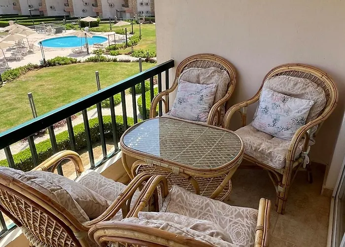 Apartment La Siesta 3br Family Pool And Sea View Ain Sukhna